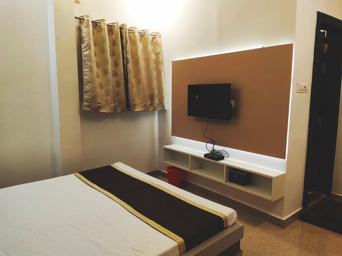 Hotel The Shree Jee Palace Mirzāpur Eksteriør bilde