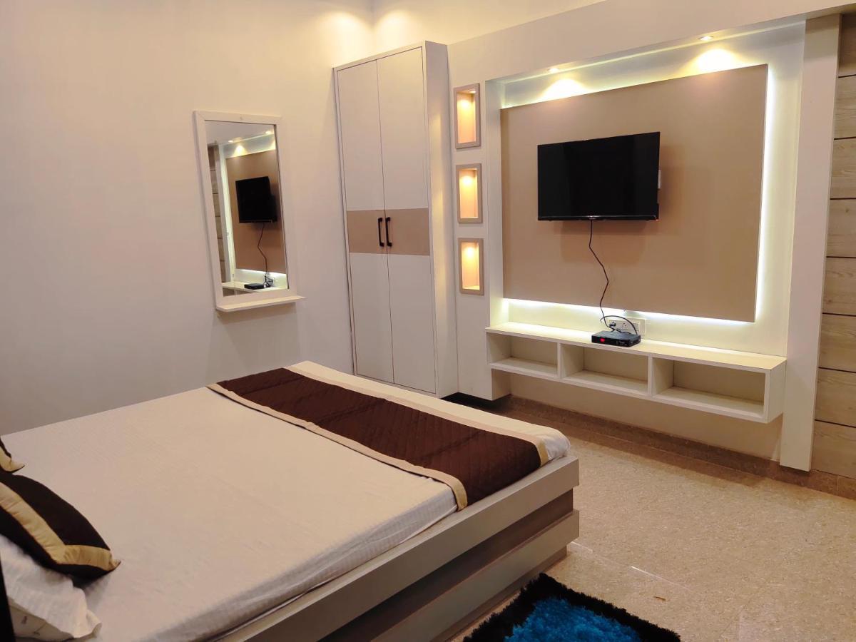 Hotel The Shree Jee Palace Mirzāpur Eksteriør bilde