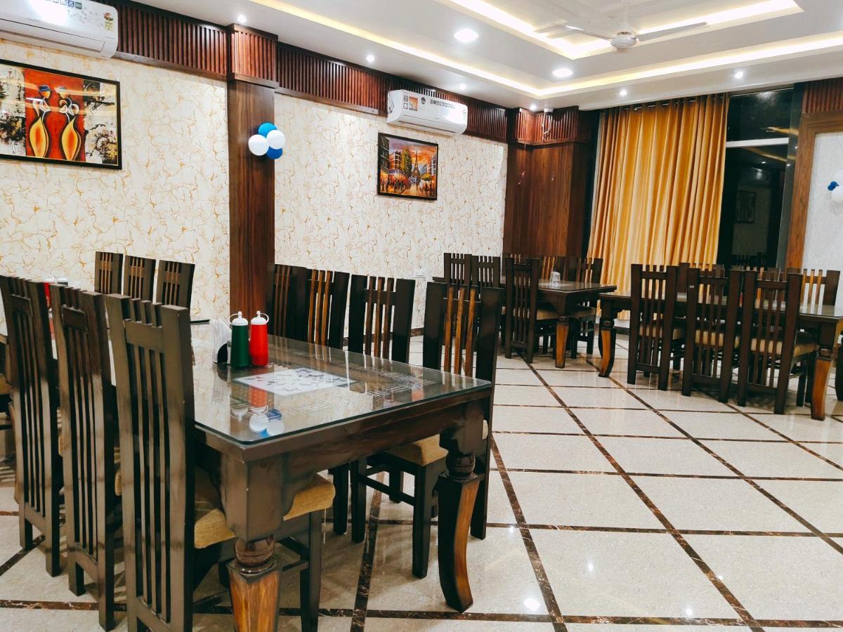 Hotel The Shree Jee Palace Mirzāpur Eksteriør bilde